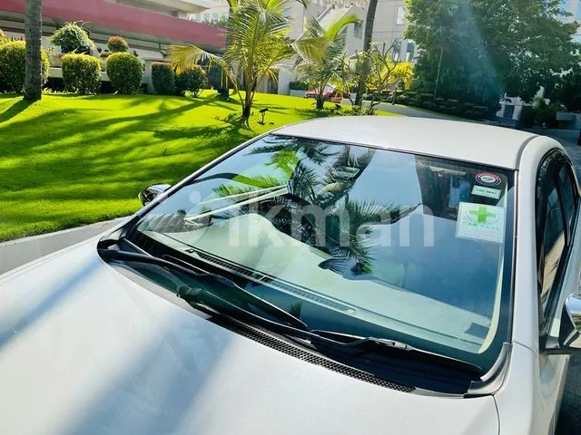 Toyota Premio 2019 photo 4