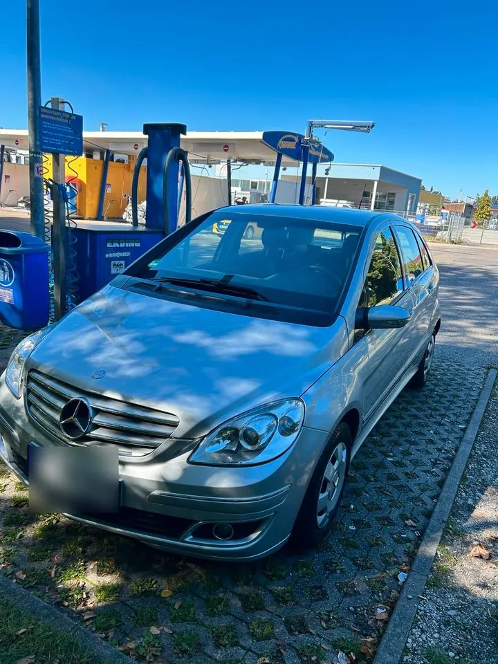 Mercedes-Benz B 1.7