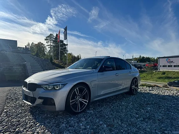 BMW 330E