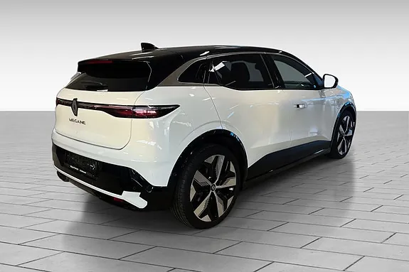 Renault Megane E-Tech 2022 photo 4