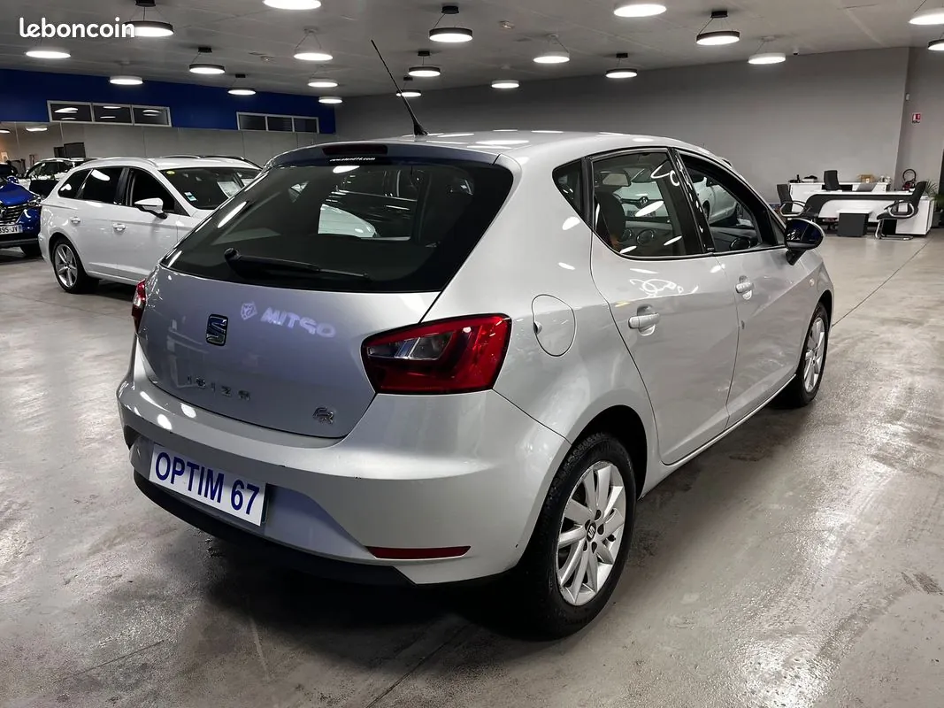 Seat Ibiza 2014 photo 4