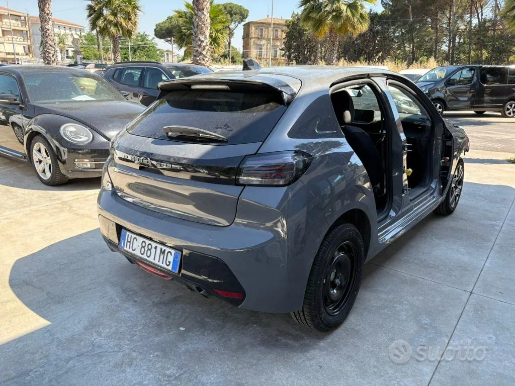 Peugeot 208 2026 photo 4