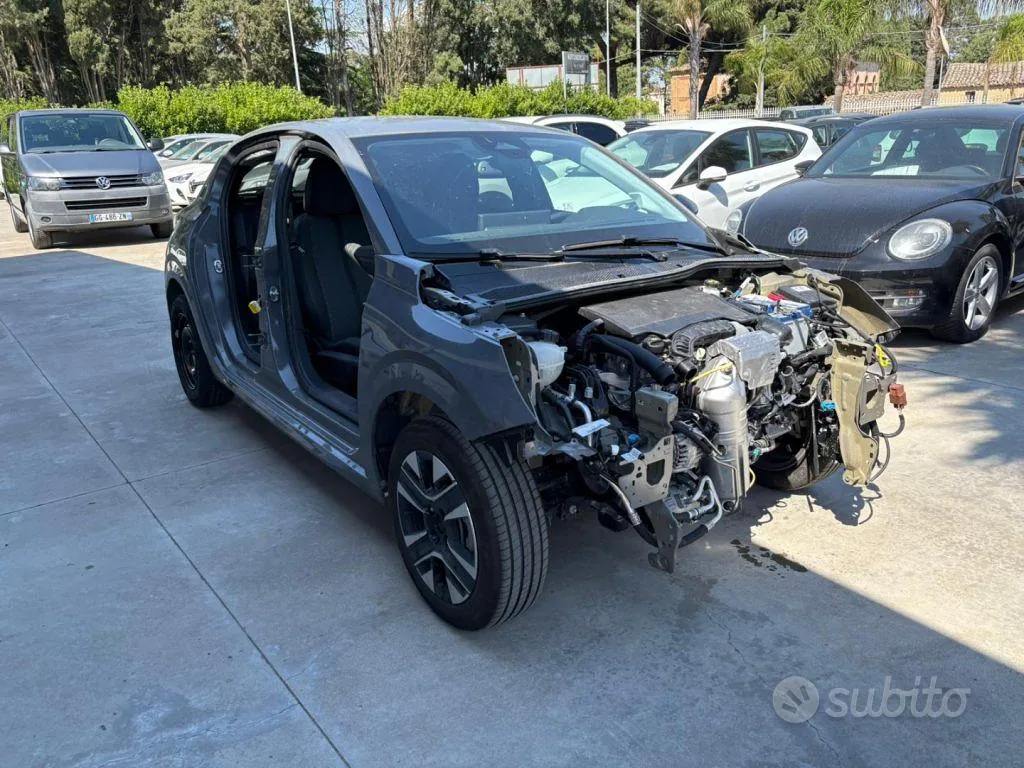 Peugeot 208 2026 photo 3