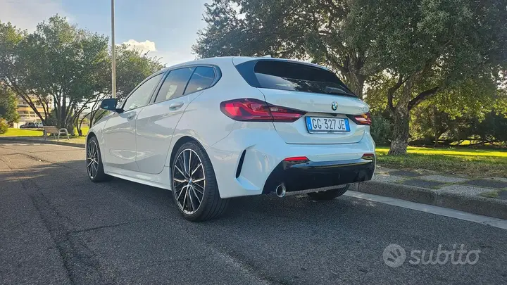 BMW 118I 2021 photo 2