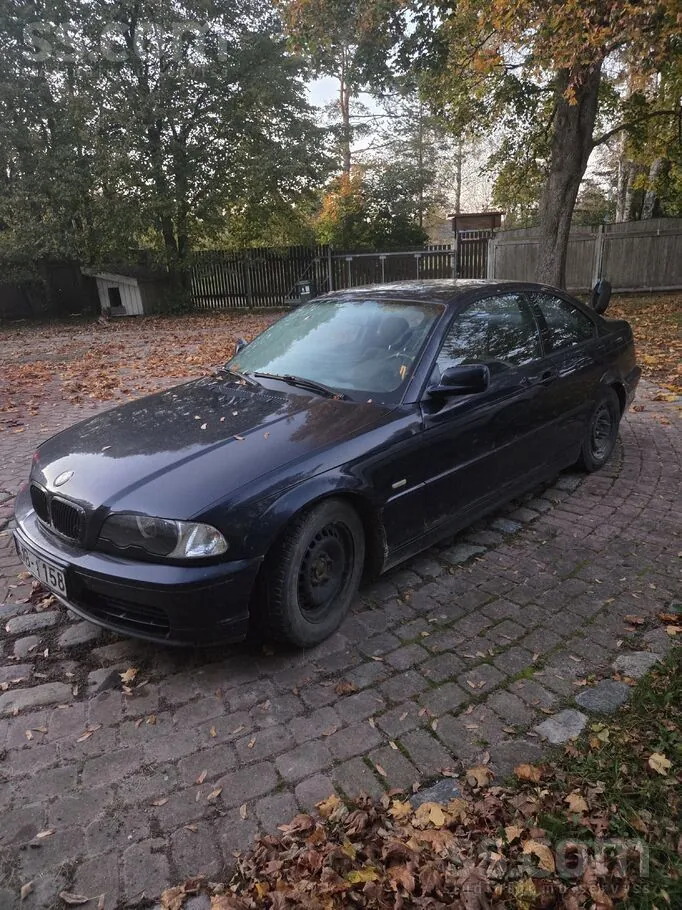 BMW 318 1999 photo 3