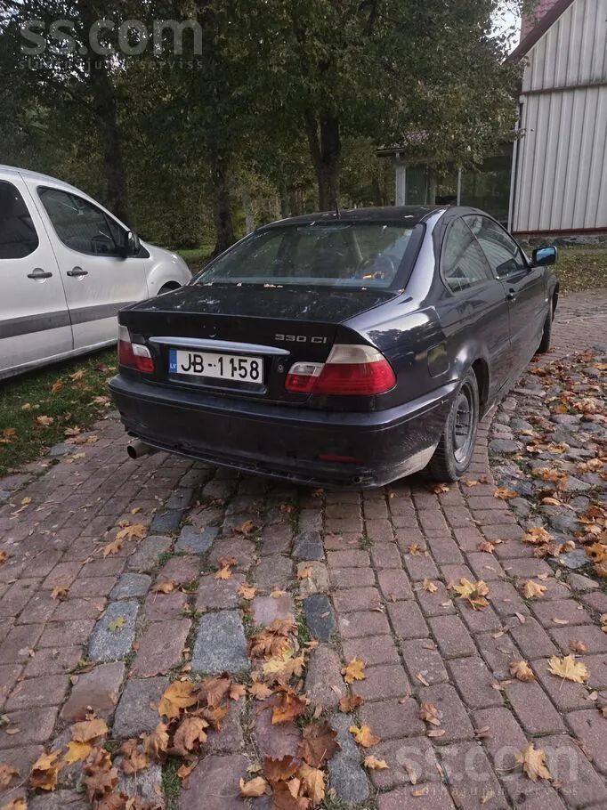 BMW 318 1999 photo 4