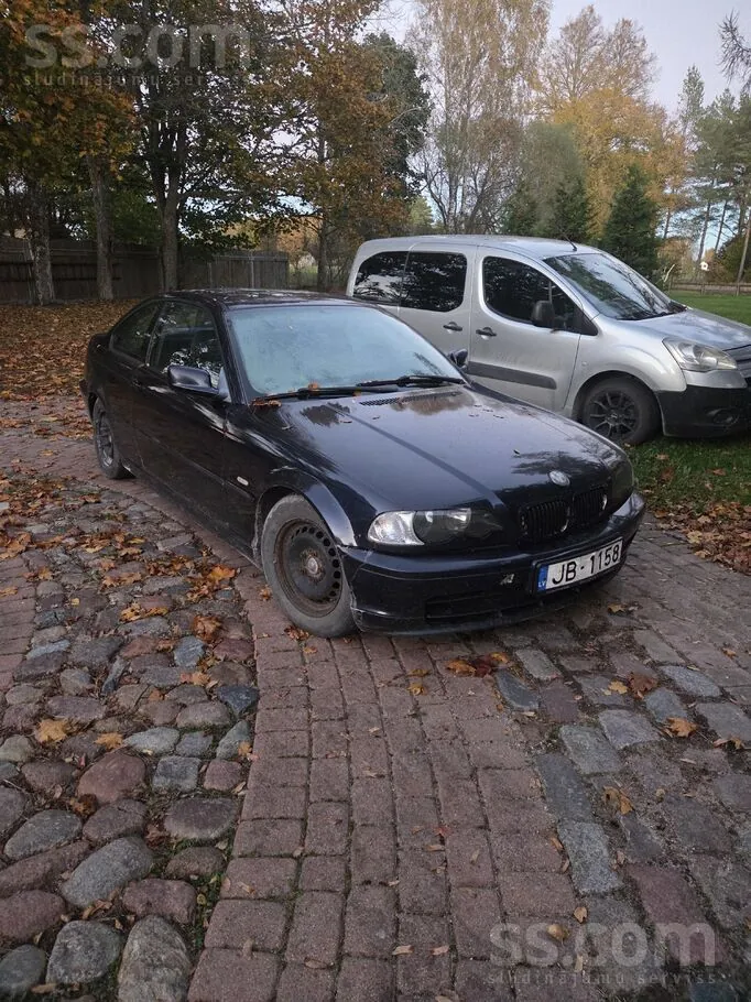 BMW 318 1999 photo 2