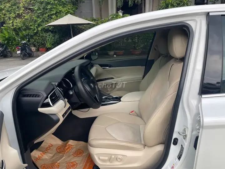 Toyota Camry 2020 photo 4