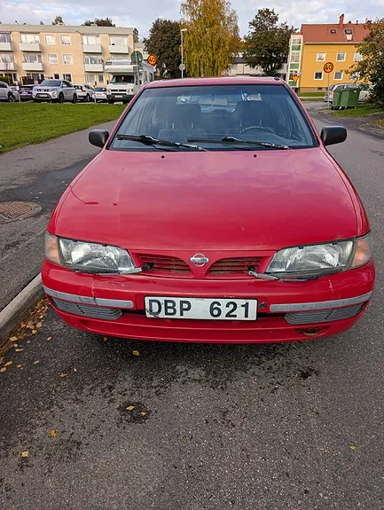 Nissan Almera