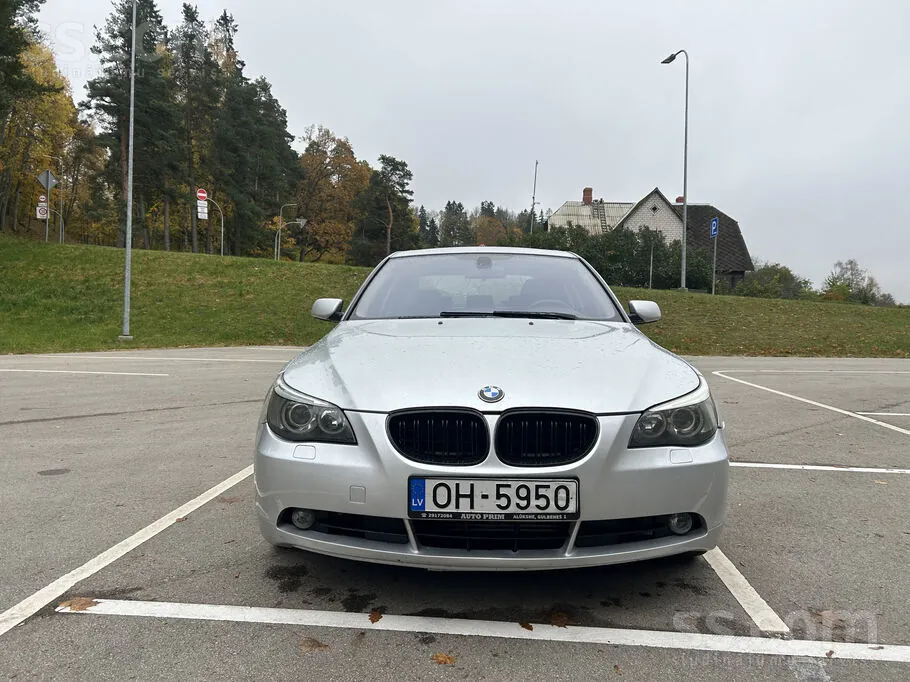 BMW 530 2004 photo 2