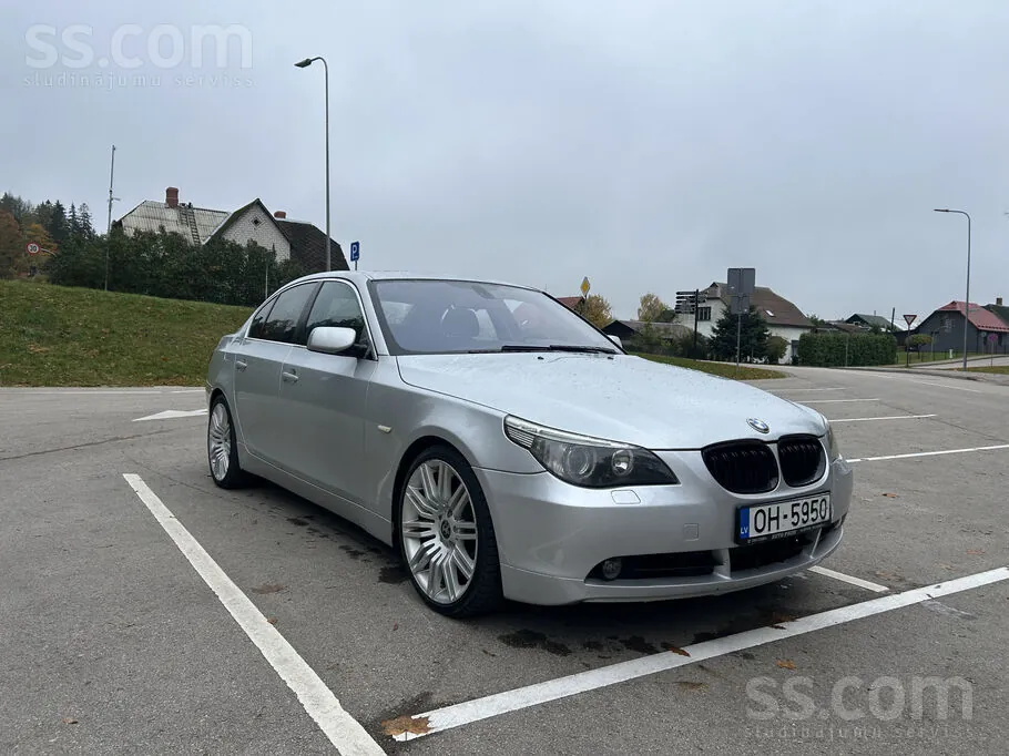 BMW 530