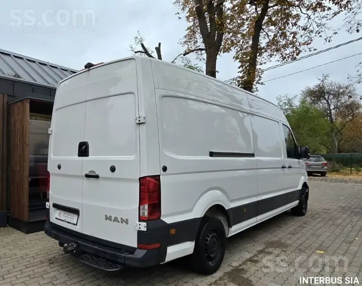 Volkswagen Crafter 2022 photo 2