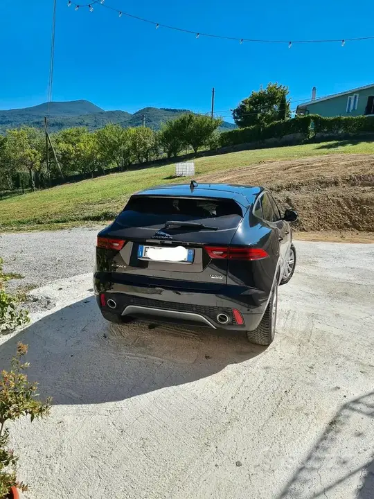 Jaguar E-Pace 2020 photo 4