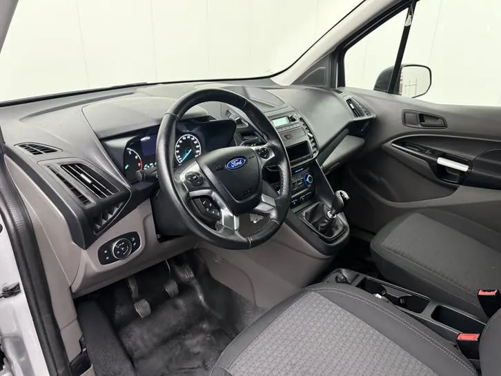 Ford Transit Connect 2024 photo 3