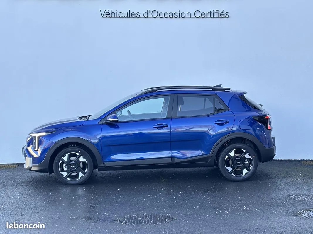 Kia Stonic 2025 photo 2