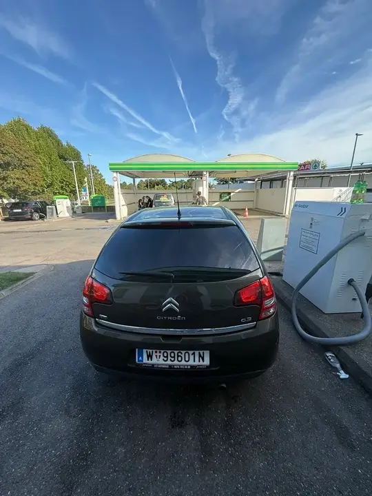 Citroen C3 2012 photo 2