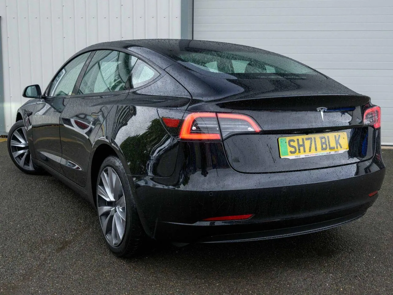 Tesla Model 3 2021 photo 2