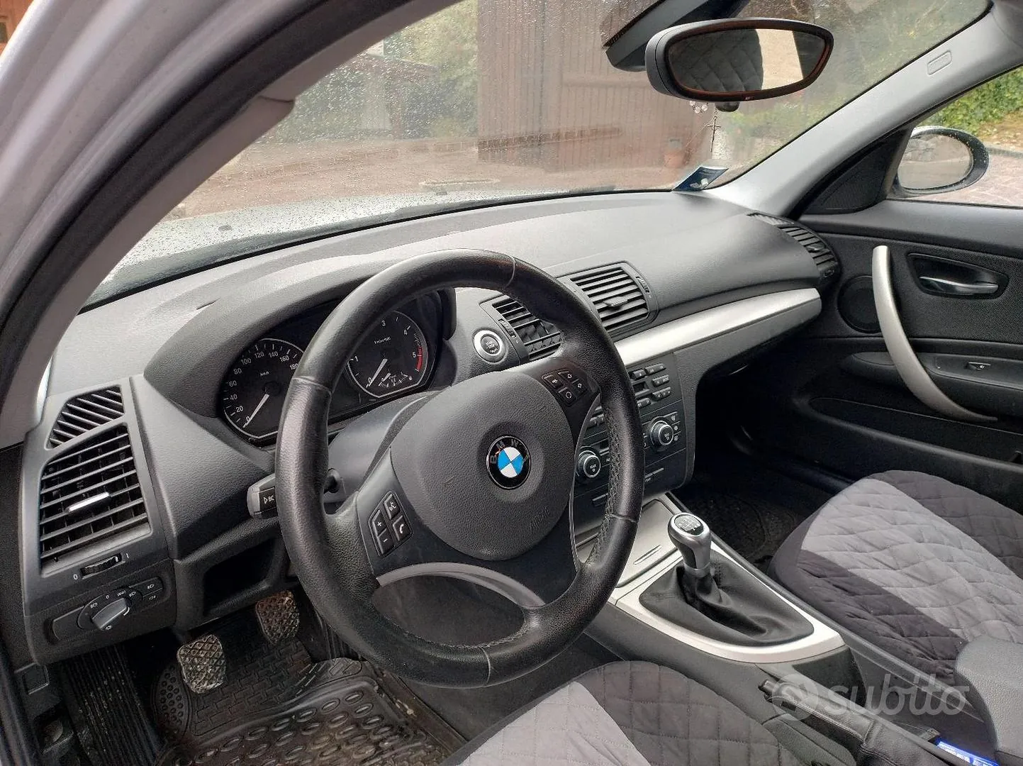 BMW 1 Series 2009 photo 5