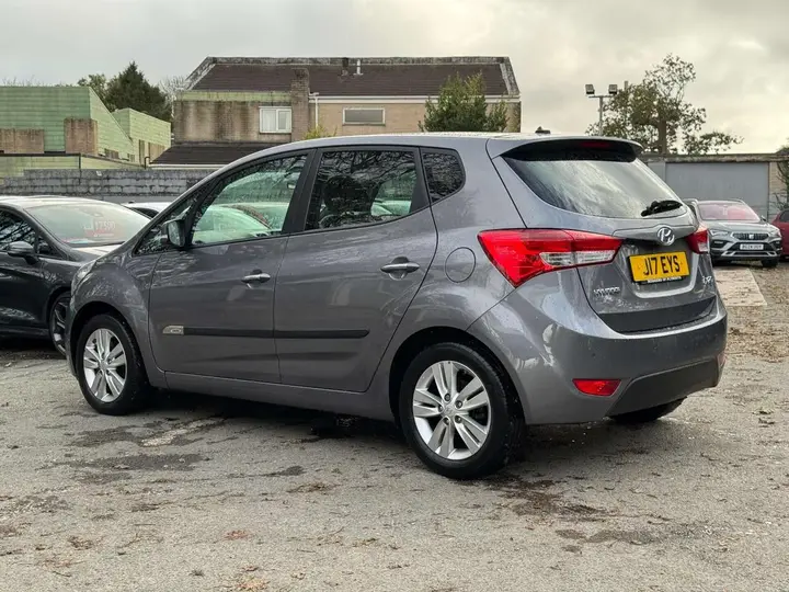 Hyundai Ix20 2015 photo 4