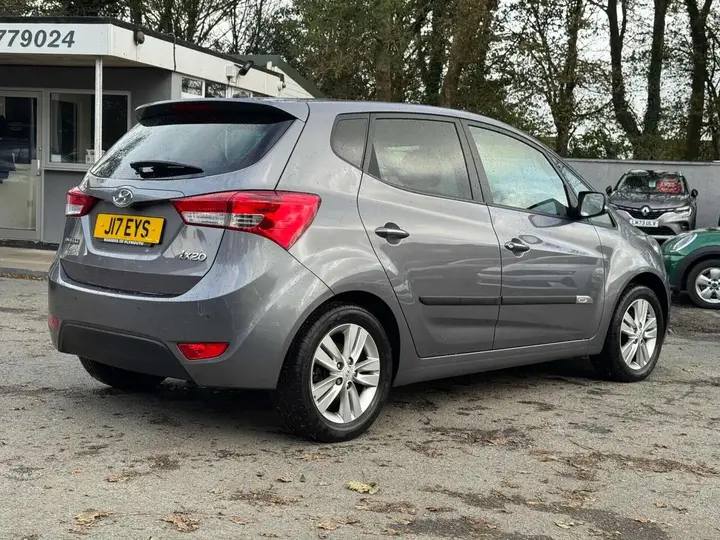 Hyundai Ix20 2015 photo 5