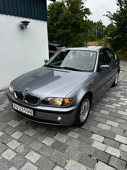 BMW 320I 2004 photo 3