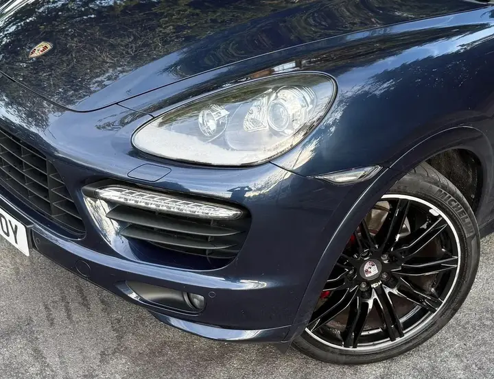 Porsche Cayenne 2012 photo 5