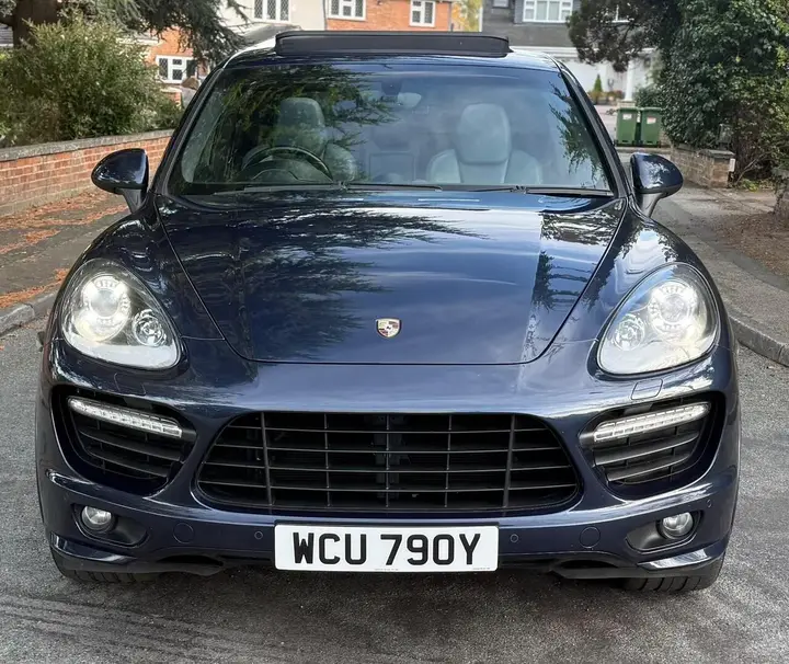 Porsche Cayenne 2012 photo 3