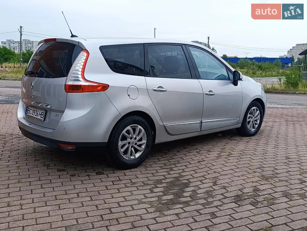 Renault Grand Scenic 2013 photo 5