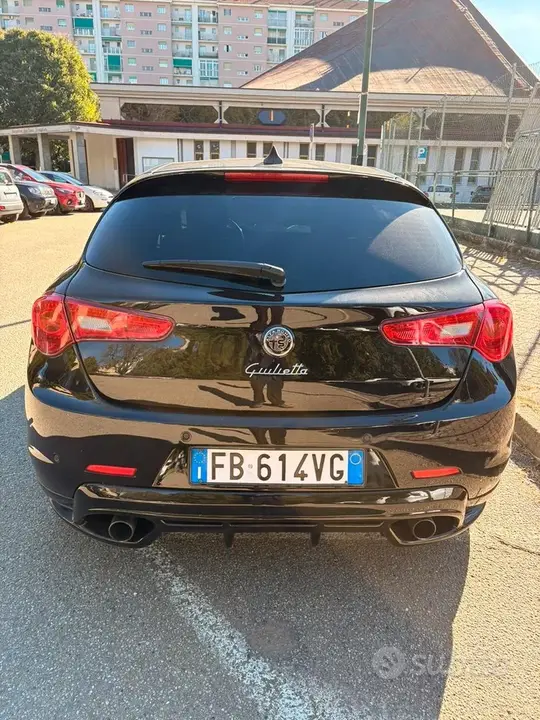 Alfa Romeo Giulietta 2015 photo 3