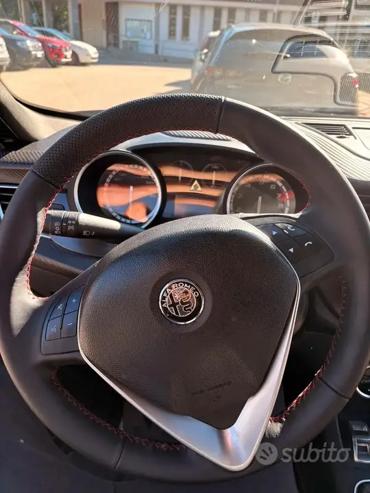 Alfa Romeo Giulietta 2015 photo 5