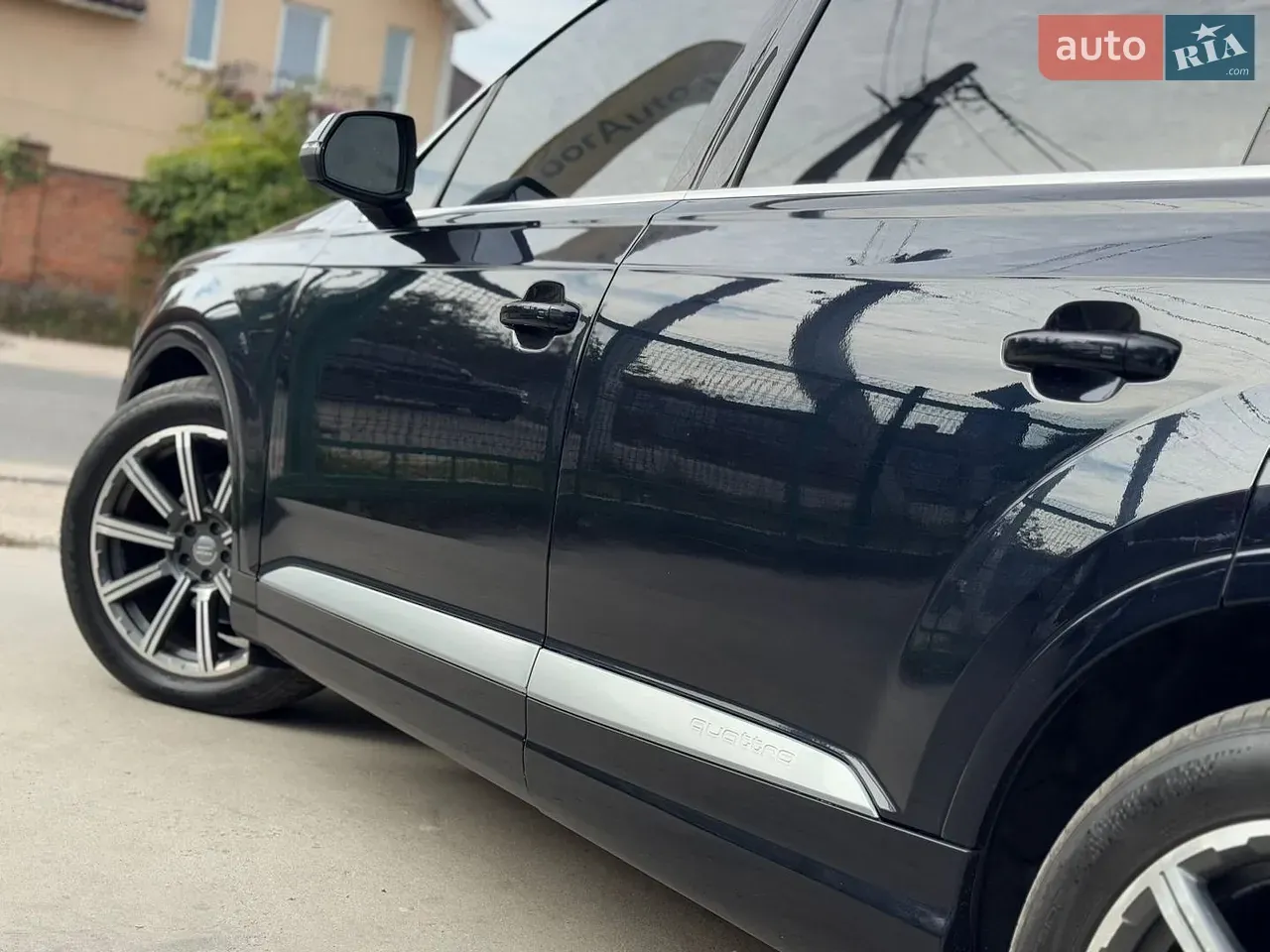 Audi Q7 2017 photo 5