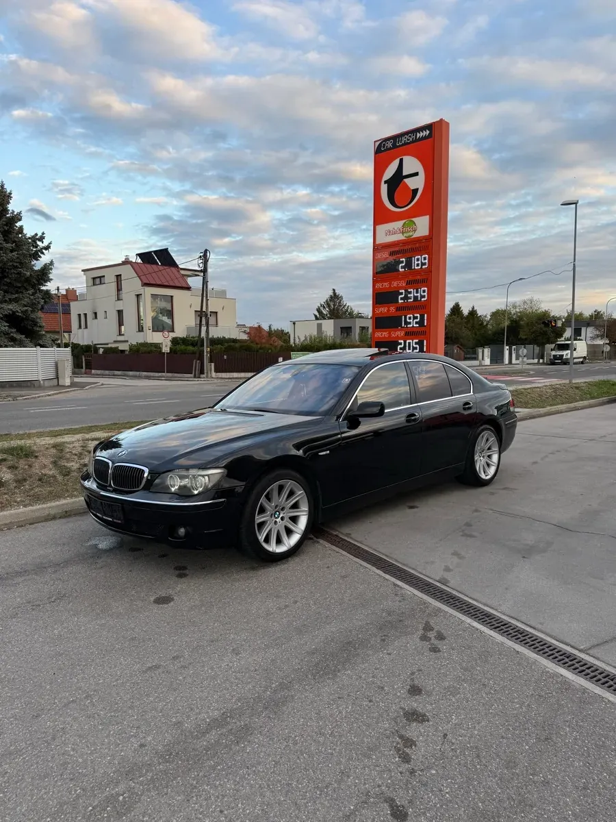 BMW 7 Series 2006 photo 3