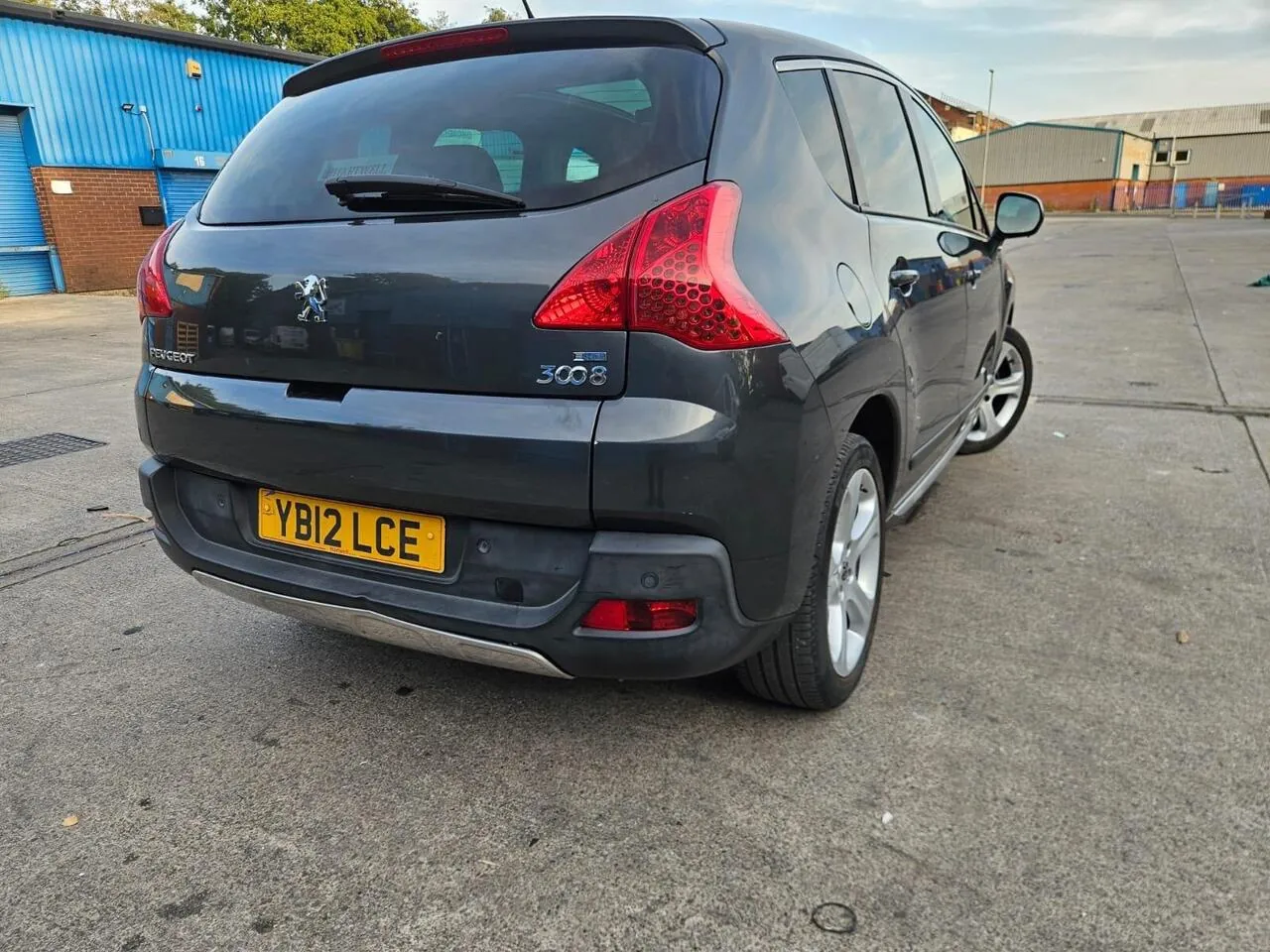 Peugeot 3008 2012 photo 2