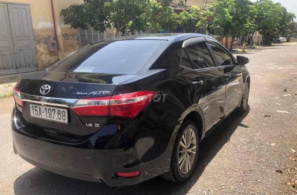 Toyota Corolla Altis 2015 photo 3