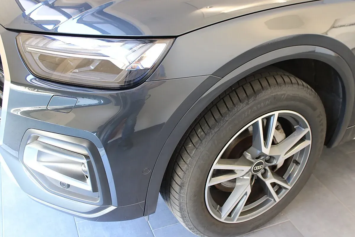 Audi Q5 2023 photo 2