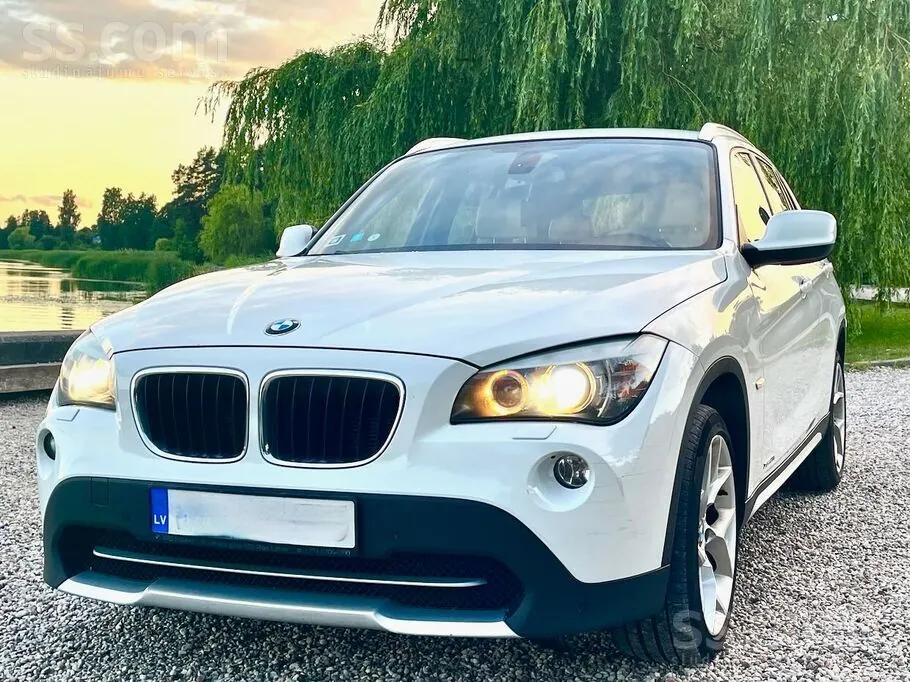 BMW X1 2010 photo 2