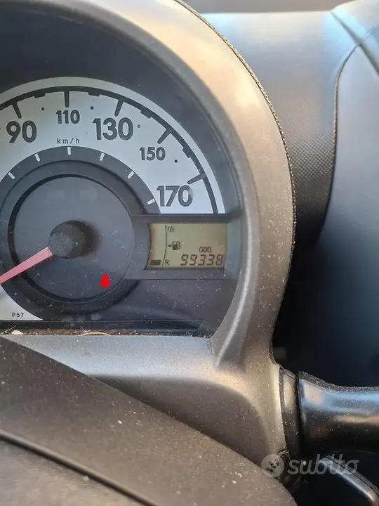 Toyota Aygo 2011 photo 5