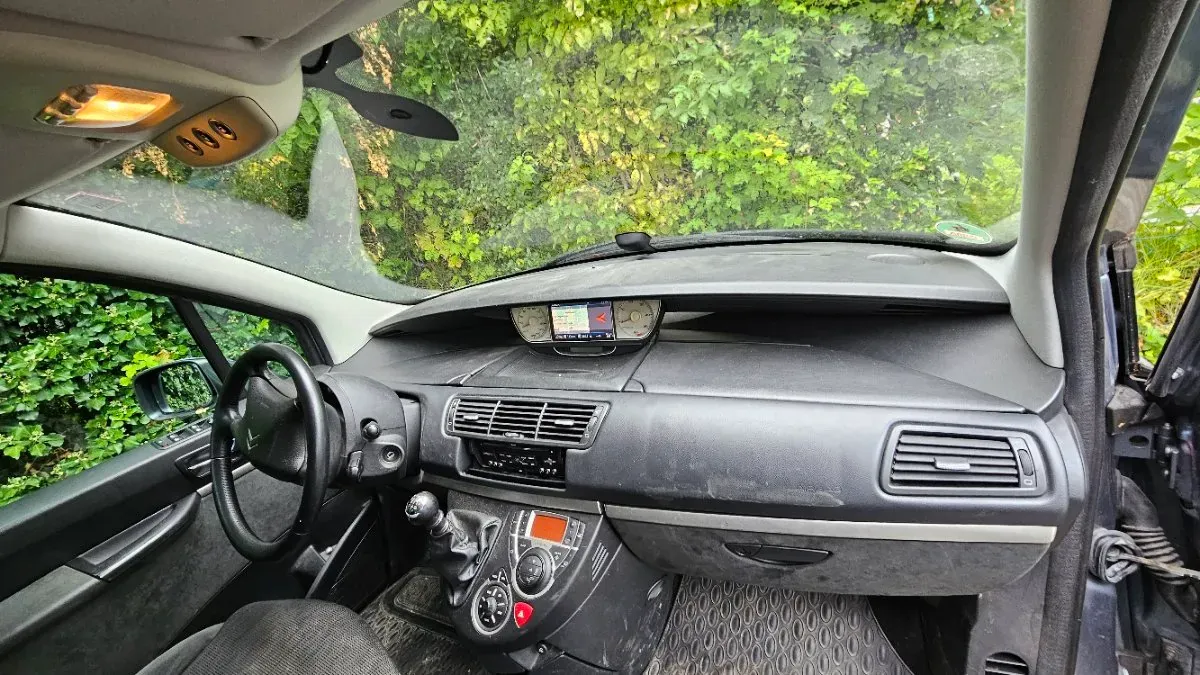 Citroen C8 2012 photo 3