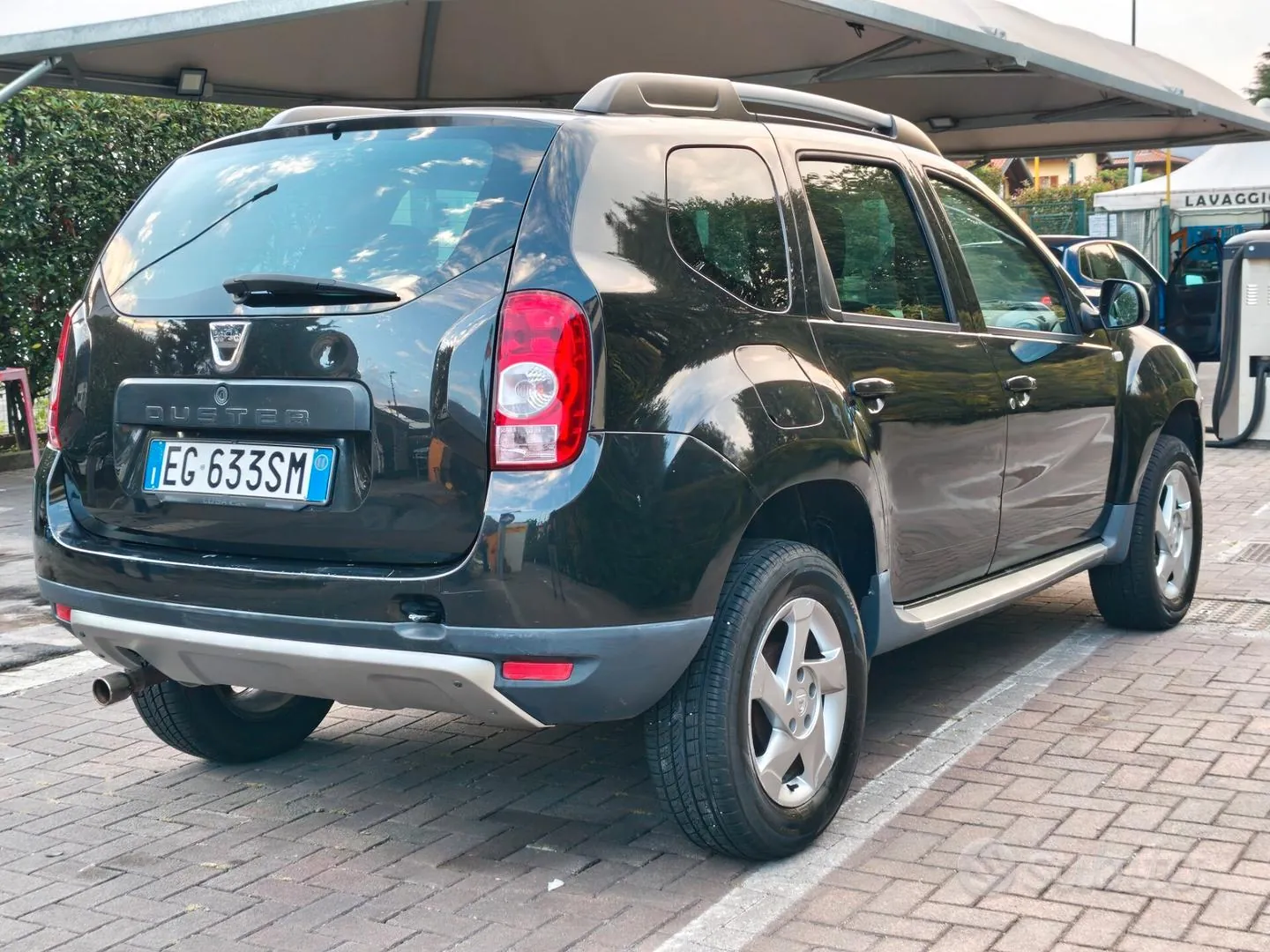 Dacia Duster 2011 photo 3