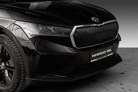 Skoda Enyaq 2022 photo 2