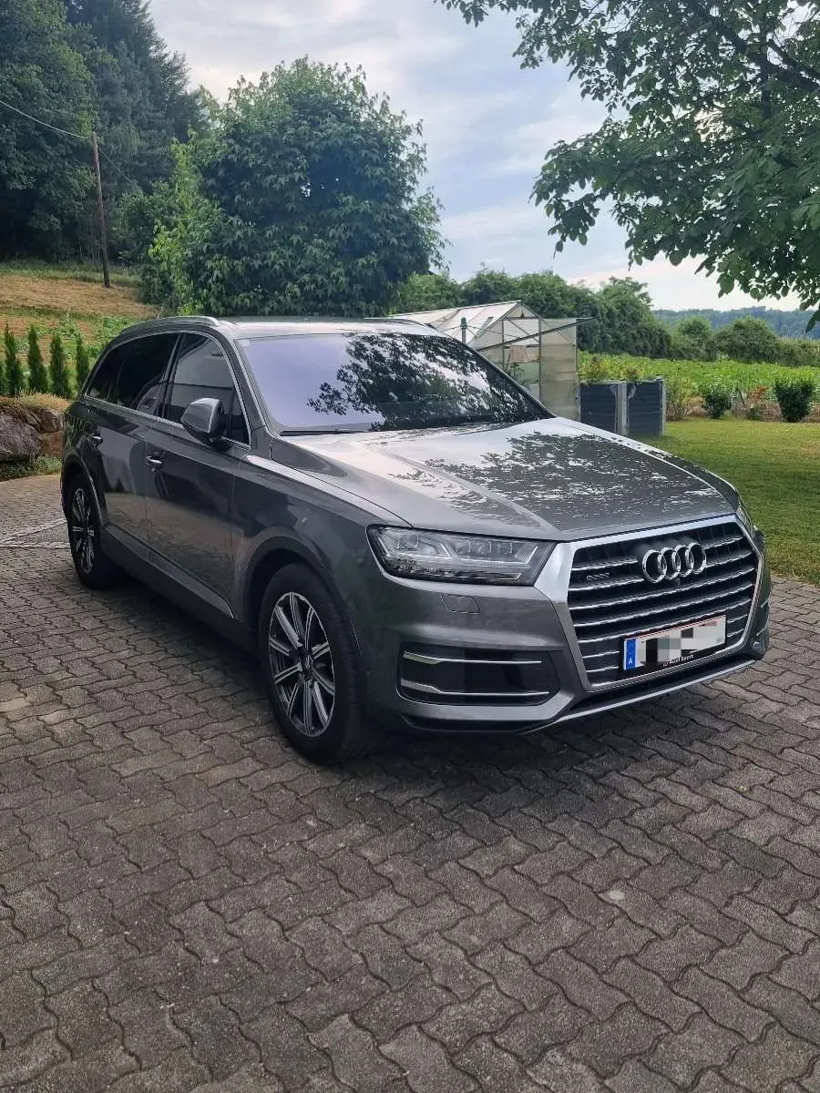 Audi Q7 2015 photo 3