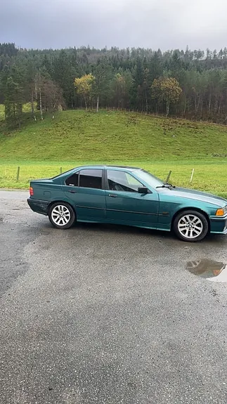 BMW 320I 1991 photo 2