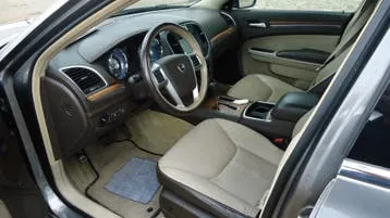Lancia Thema 2012 photo 3