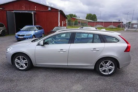 Volvo V60 2013 photo 4