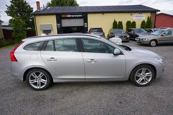 Volvo V60 2013 photo 3