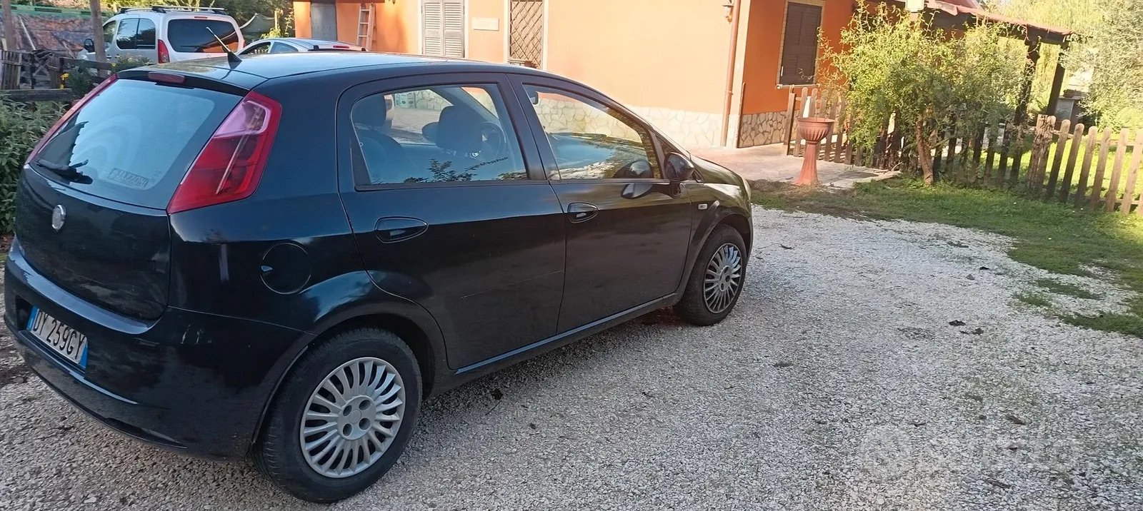Fiat Grande Punto 2008 photo 3