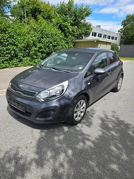 Kia Rio 2014 photo 4