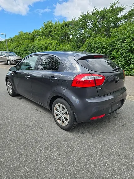 Kia Rio 2014 photo 3