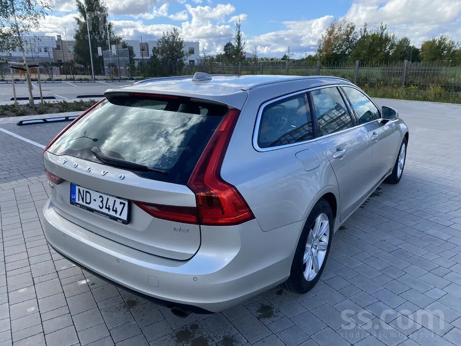 Volvo V90 2018 photo 2