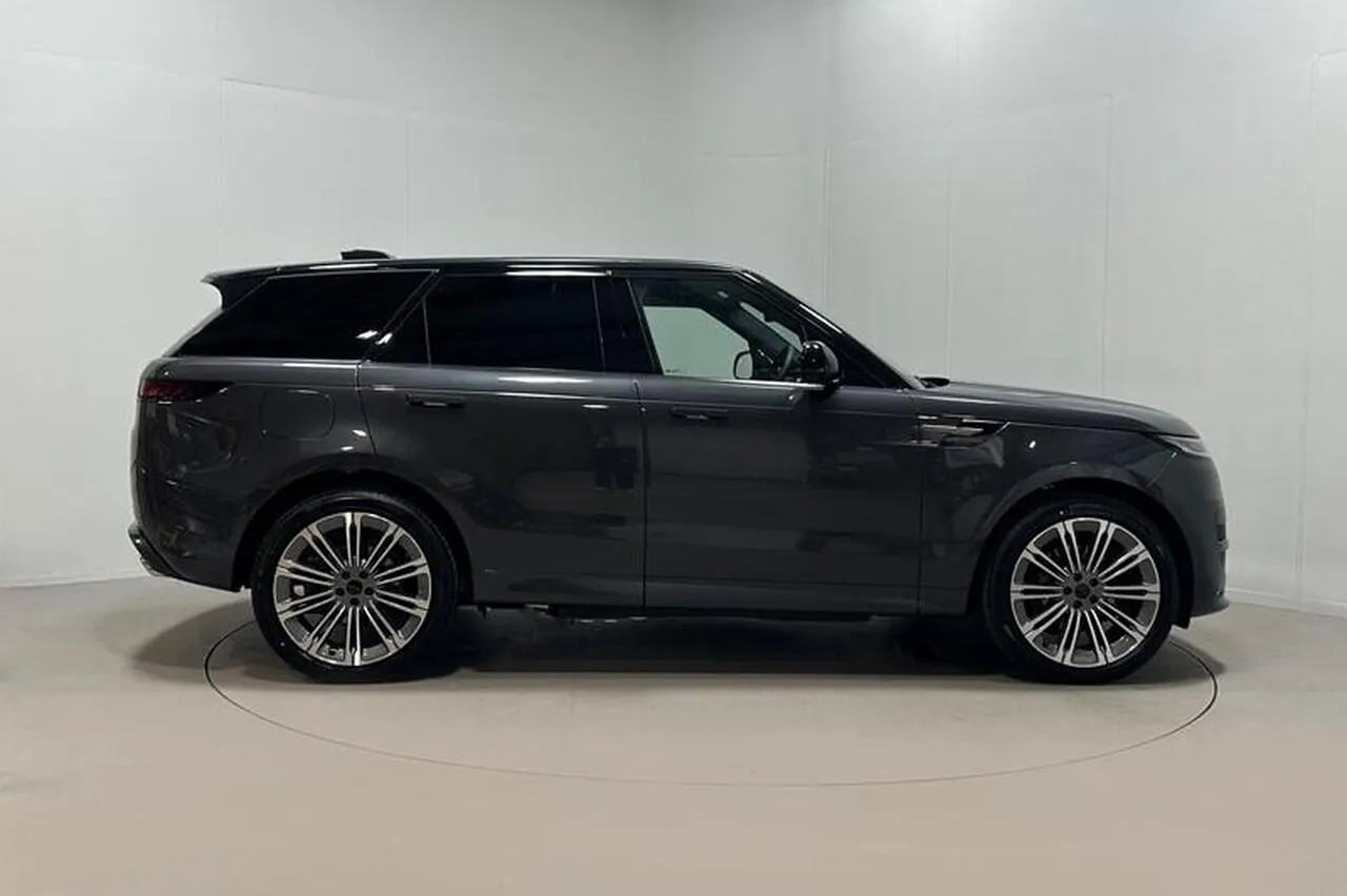 Land Rover Range Rover Sport 2026 photo 5